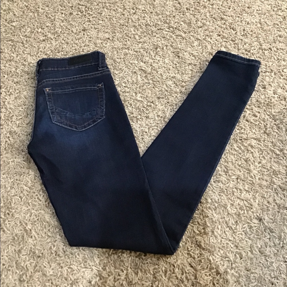 Day trip size 25L Virgo skinny jeans